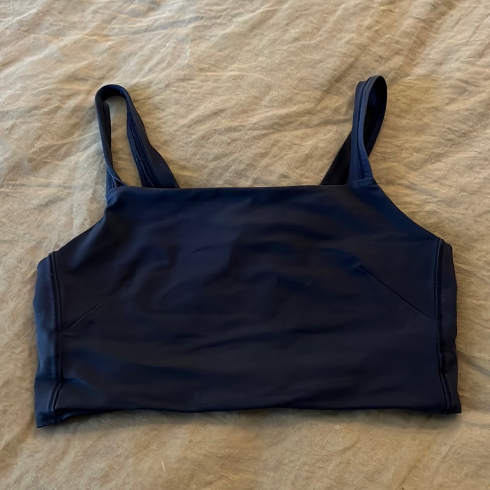 Lululemon black sports bra with open back